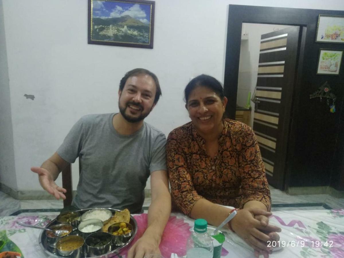 Aradhana'S Home Stay アーグラ エクステリア 写真