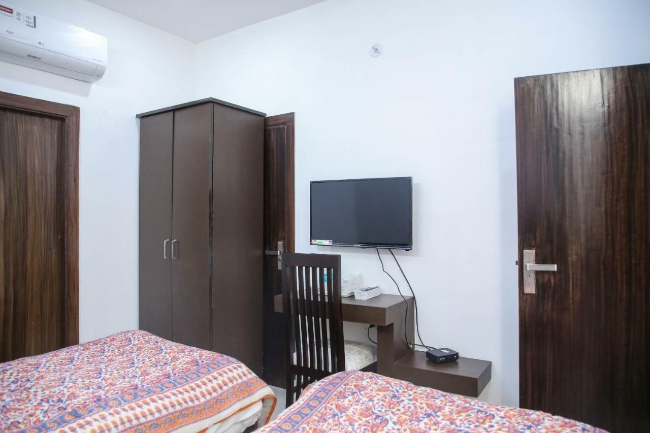 Aradhana'S Home Stay アーグラ エクステリア 写真