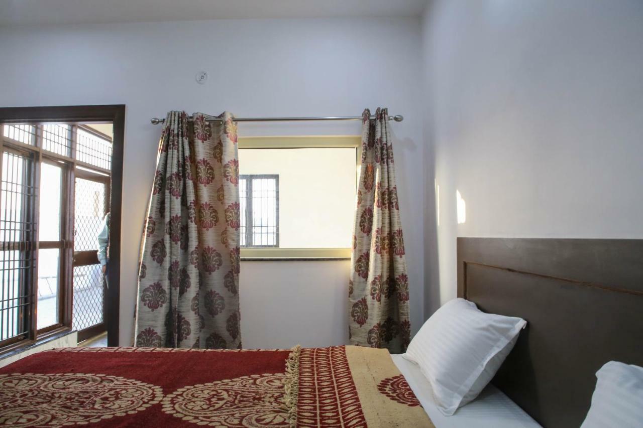 Aradhana'S Home Stay アーグラ エクステリア 写真