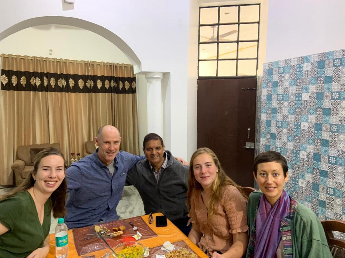 Aradhana'S Home Stay アーグラ エクステリア 写真